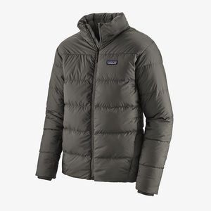 Patagonia Men’s Silent Down Jacket